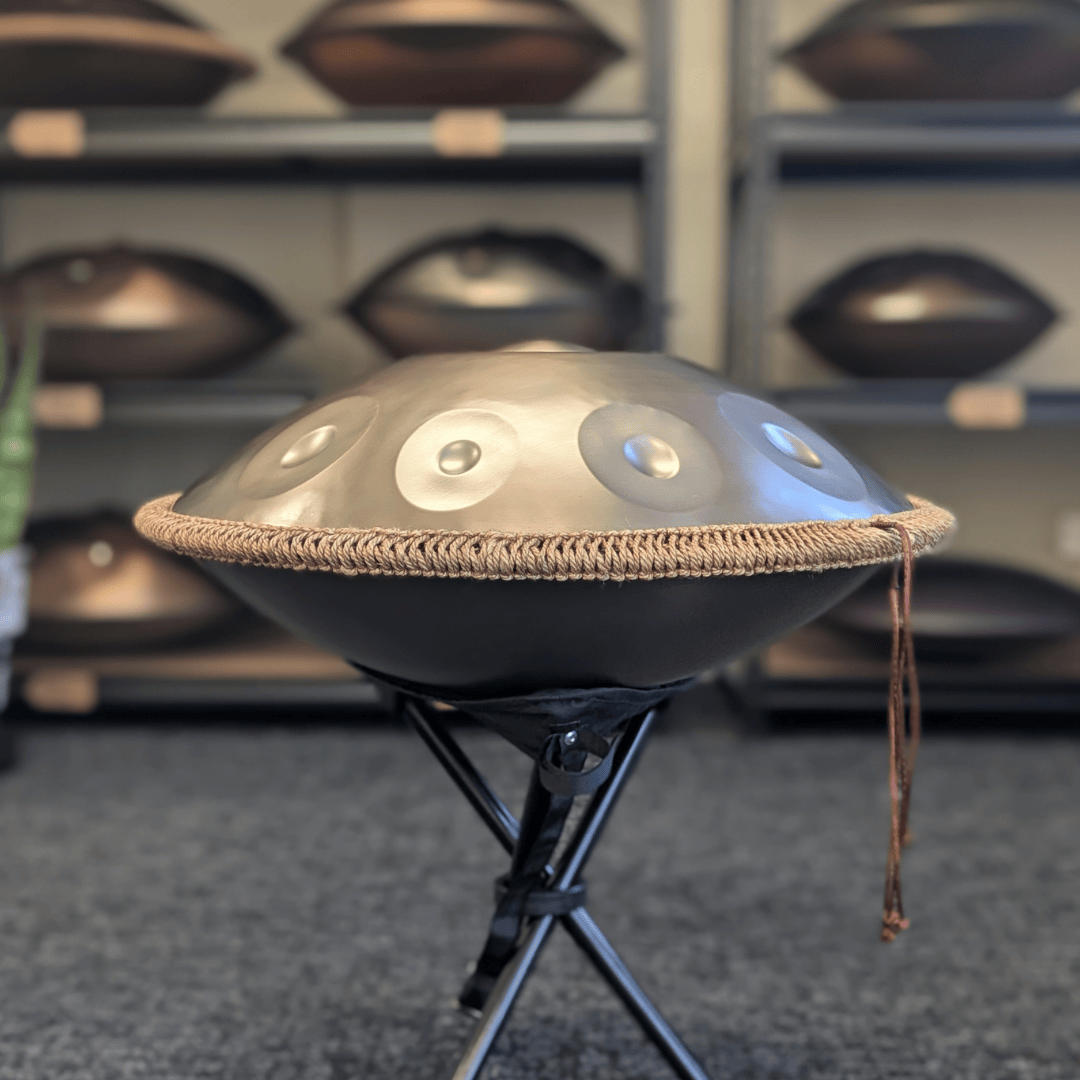 Buy beginner handpan in Australia – 55 cm Mandala 10-note D Kurd handpan, 432 Hz tuning, ideal beginner handpan for meditation, music therapy, acoustic performance, and creative expression.