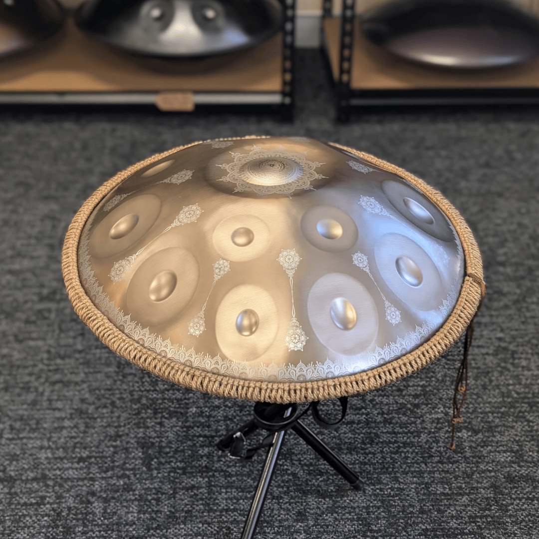 Buy beginner handpan in Australia – 55 cm Mandala 10-note D Kurd handpan, 432 Hz tuning, ideal beginner handpan for meditation, music therapy, acoustic performance, and creative expression.