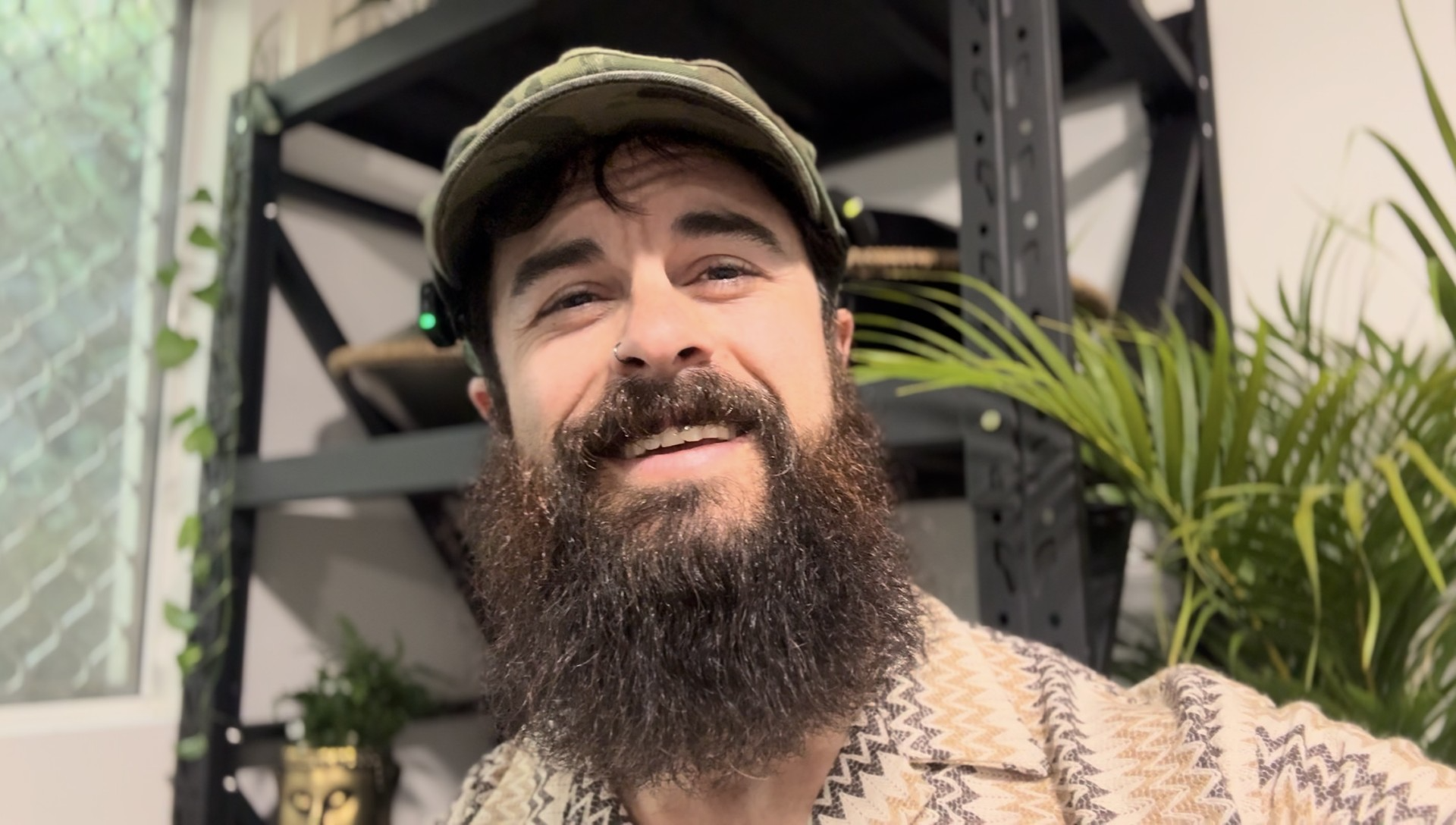 Dan Gordon – Handpan Teacher
