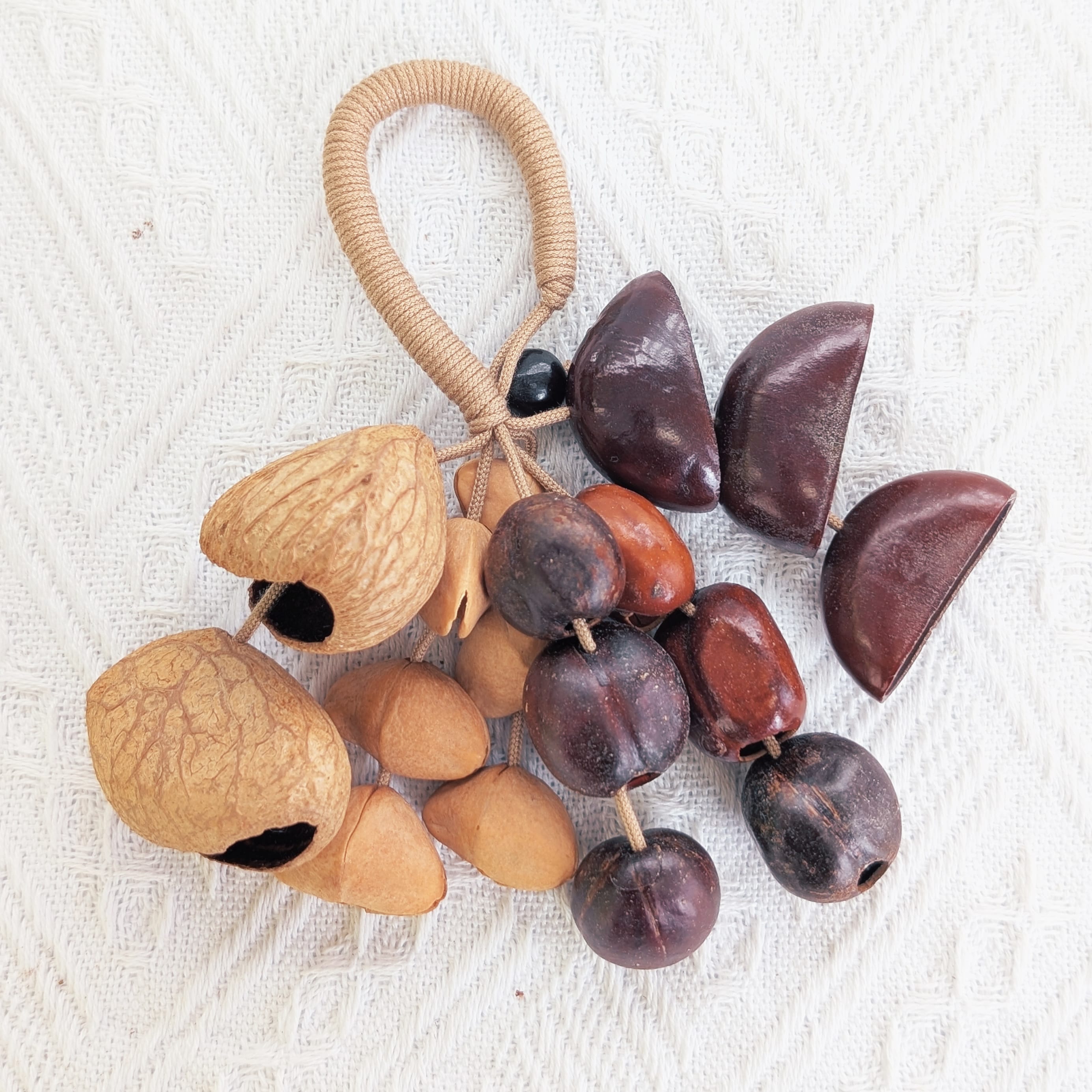 Natural Seed Shaker Ornament – Stonebrook Whisper